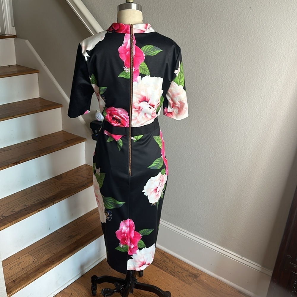 Ted Baker Magnificent V Bodycon Dress NWT Gilanno Black Floral​​​​ - Picture 8 of 13